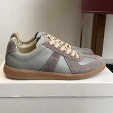 代购级MaisonMargiela MM6 马吉拉 26新色 情侣款 德训鞋 休闲 运动鞋原版购入开发 代购级MaisonMargiela MM6 马吉拉 26新色 情侣款 德训鞋 休闲 运动鞋原版购入开发