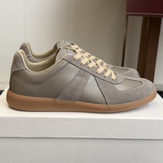 代购级MaisonMargiela MM6 马吉拉 26新色 情侣款 德训鞋 休闲 运动鞋原版购入开发 代购级MaisonMargiela MM6 马吉拉 26新色 情侣款 德训鞋 休闲 运动鞋原版购入开发