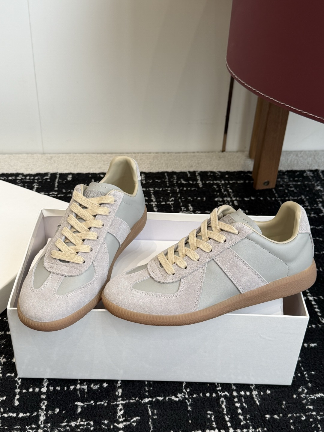代购级MaisonMargiela MM6 马吉拉 26新色 情侣款  德训鞋 休闲 运动鞋原版购入开发