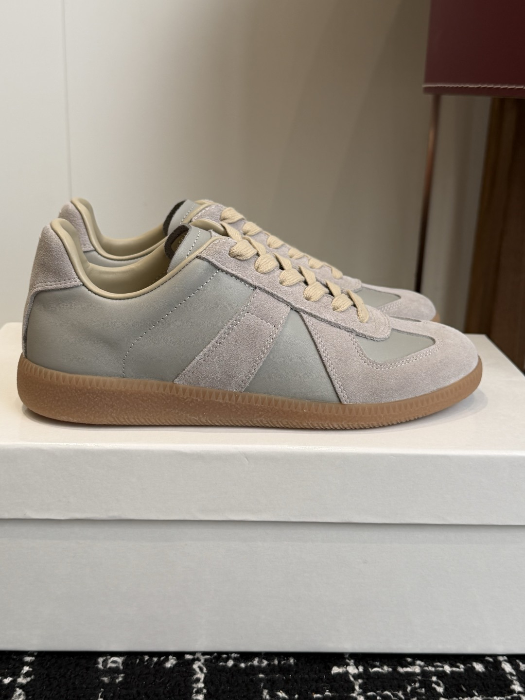 代购级MaisonMargiela MM6 马吉拉 26新色 情侣款  德训鞋 休闲 运动鞋原版购入开发