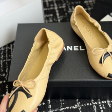 代购级Chanel 26ss 春夏系列芭蕾舞鞋复古款来袭非常火的大双C设计手工车线非常耗时耗力面料:进口 代购级Chanel 26ss 春夏系列芭蕾舞鞋复古款来袭非常火的大双C设计手工车线非常耗时耗力面料:进口