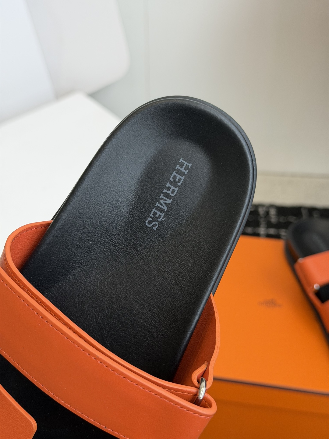 东莞代购级(情侣款)HERMES 爱马仕二舅拖 Chypre这双查帕斯粉拼军绿的拖鞋在专柜是需要靠抢的, 东莞代购级(情侣款)HERMES 爱马仕二舅拖 Chypre这双查帕斯粉拼军绿的拖鞋在专柜是需要靠抢的,