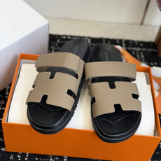 东莞代购级(情侣款)HERMES 爱马仕二舅拖 Chypre这双查帕斯粉拼军绿的拖鞋在专柜是需要靠抢的, 东莞代购级(情侣款)HERMES 爱马仕二舅拖 Chypre这双查帕斯粉拼军绿的拖鞋在专柜是需要靠抢的,