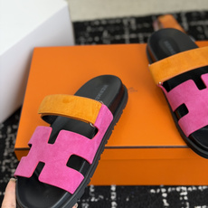 东莞代购级(情侣款)HERMES 爱马仕二舅拖 Chypre这双查帕斯粉拼军绿的拖鞋在专柜是需要靠抢的, 东莞代购级(情侣款)HERMES 爱马仕二舅拖 Chypre这双查帕斯粉拼军绿的拖鞋在专柜是需要靠抢的,