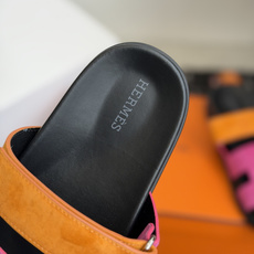东莞代购级(情侣款)HERMES 爱马仕二舅拖 Chypre这双查帕斯粉拼军绿的拖鞋在专柜是需要靠抢的, 东莞代购级(情侣款)HERMES 爱马仕二舅拖 Chypre这双查帕斯粉拼军绿的拖鞋在专柜是需要靠抢的,