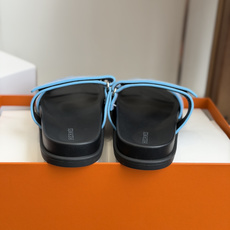 东莞代购级(情侣款)HERMES 爱马仕二舅拖 Chypre这双查帕斯粉拼军绿的拖鞋在专柜是需要靠抢的, 东莞代购级(情侣款)HERMES 爱马仕二舅拖 Chypre这双查帕斯粉拼军绿的拖鞋在专柜是需要靠抢的,