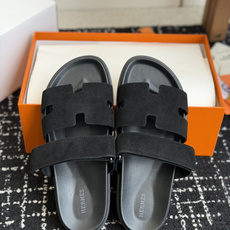 东莞代购级(情侣款)HERMES 爱马仕二舅拖 Chypre这双查帕斯粉拼军绿的拖鞋在专柜是需要靠抢的, 东莞代购级(情侣款)HERMES 爱马仕二舅拖 Chypre这双查帕斯粉拼军绿的拖鞋在专柜是需要靠抢的,