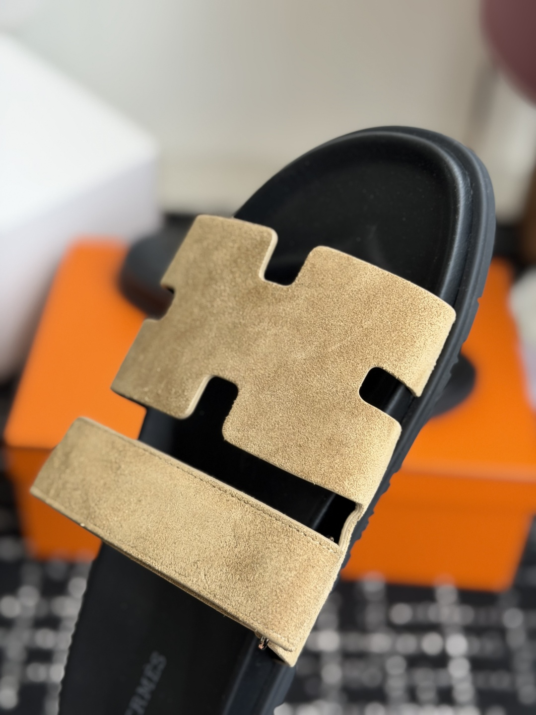 东莞代购级(情侣款)HERMES 爱马仕二舅拖 Chypre这双查帕斯粉拼军绿的拖鞋在专柜是需要靠抢的, 东莞代购级(情侣款)HERMES 爱马仕二舅拖 Chypre这双查帕斯粉拼军绿的拖鞋在专柜是需要靠抢的,
