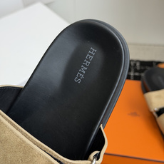 东莞代购级(情侣款)HERMES 爱马仕二舅拖 Chypre这双查帕斯粉拼军绿的拖鞋在专柜是需要靠抢的, 东莞代购级(情侣款)HERMES 爱马仕二舅拖 Chypre这双查帕斯粉拼军绿的拖鞋在专柜是需要靠抢的,