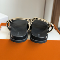 东莞代购级(情侣款)HERMES 爱马仕二舅拖 Chypre这双查帕斯粉拼军绿的拖鞋在专柜是需要靠抢的, 东莞代购级(情侣款)HERMES 爱马仕二舅拖 Chypre这双查帕斯粉拼军绿的拖鞋在专柜是需要靠抢的,