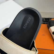 东莞代购级(情侣款)HERMES 爱马仕二舅拖 Chypre这双查帕斯粉拼军绿的拖鞋在专柜是需要靠抢的, 东莞代购级(情侣款)HERMES 爱马仕二舅拖 Chypre这双查帕斯粉拼军绿的拖鞋在专柜是需要靠抢的,