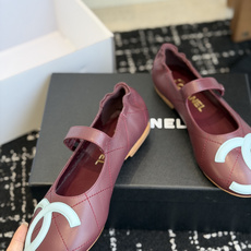 代购级Chanel 26ss 春夏系列芭蕾舞鞋复古款来袭非常火的大双C设计手工车线非常耗时耗力面料:进口 代购级Chanel 26ss 春夏系列芭蕾舞鞋复古款来袭非常火的大双C设计手工车线非常耗时耗力面料:进口
