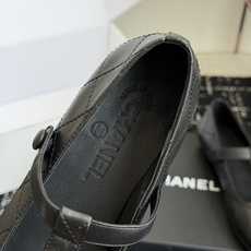 代购级Chanel 26ss 春夏系列芭蕾舞鞋复古款来袭非常火的大双C设计手工车线非常耗时耗力面料:进口 代购级Chanel 26ss 春夏系列芭蕾舞鞋复古款来袭非常火的大双C设计手工车线非常耗时耗力面料:进口