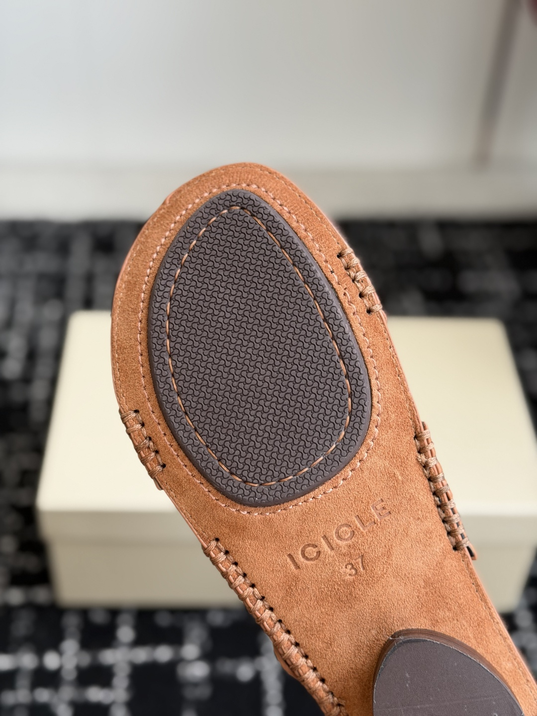 Designer Slides
