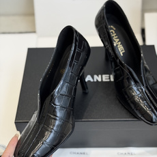 东莞代购级CHANEL小香 26ss 早春新款 大方头单鞋,复古法式优雅感,高级感十足 香奶奶中空单鞋, 东莞代购级CHANEL小香 26ss 早春新款 大方头单鞋,复古法式优雅感,高级感十足 香奶奶中空单鞋,