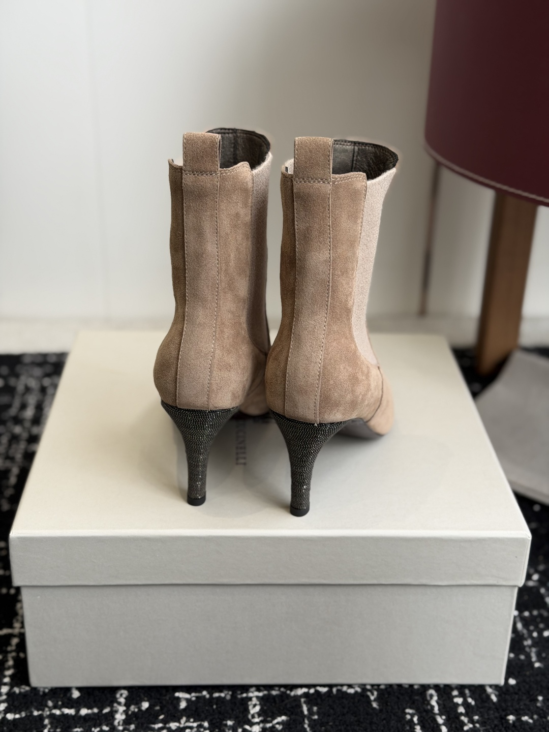 代购级Brunello Cucinelli 匠心臻品 bc新款时尚简约百搭休闲瘦瘦切尔西靴 秋冬必入卷这