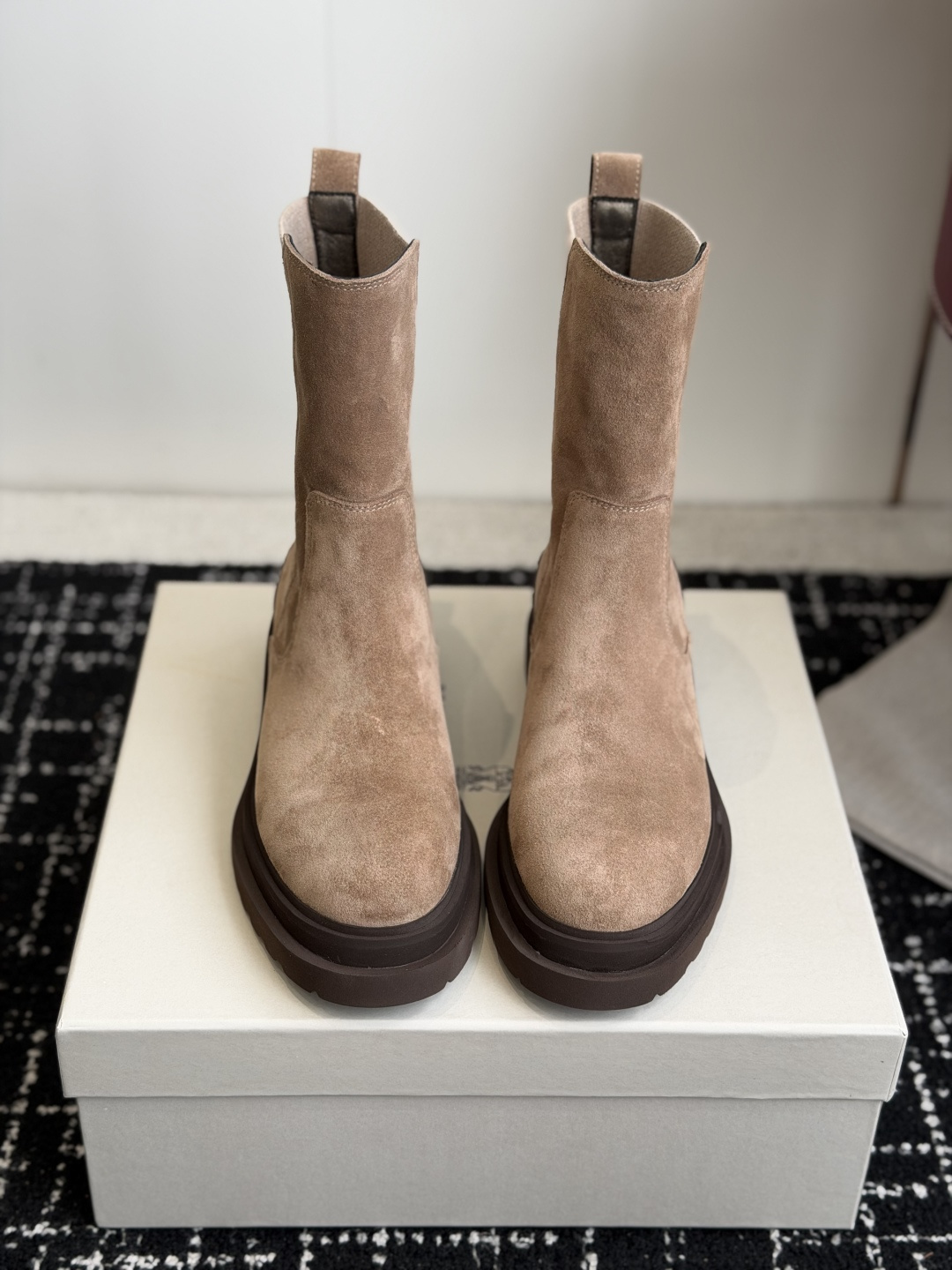 代购级Brunello Cucineli ss26 秋冬新款 马丁靴上脚帅气舒适 秋冬一定要有一双Bc的