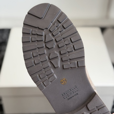代购级Brunello Cucineli ss26 秋冬新款 马丁靴上脚帅气舒适 秋冬一定要有一双Bc的 代购级Brunello Cucineli ss26 秋冬新款 马丁靴上脚帅气舒适 秋冬一定要有一双Bc的