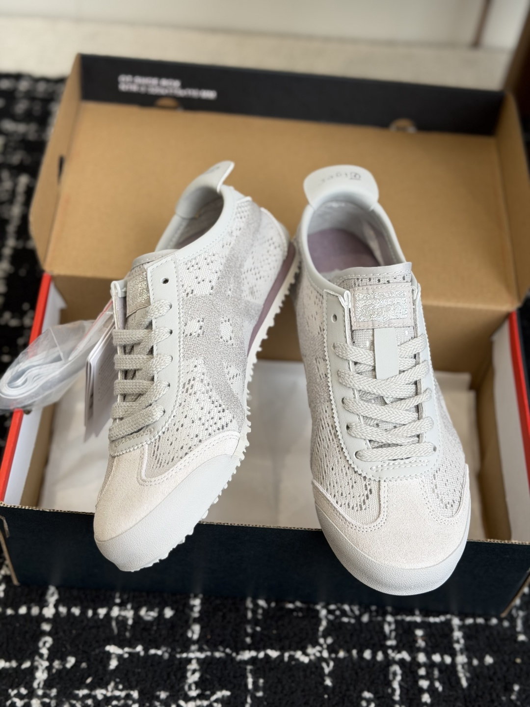东莞代购级Onitsuka Tiger鬼塚虎 MEXICO 66 织物 蕾丝潮流时尚百搭双鞋带 生活休闲