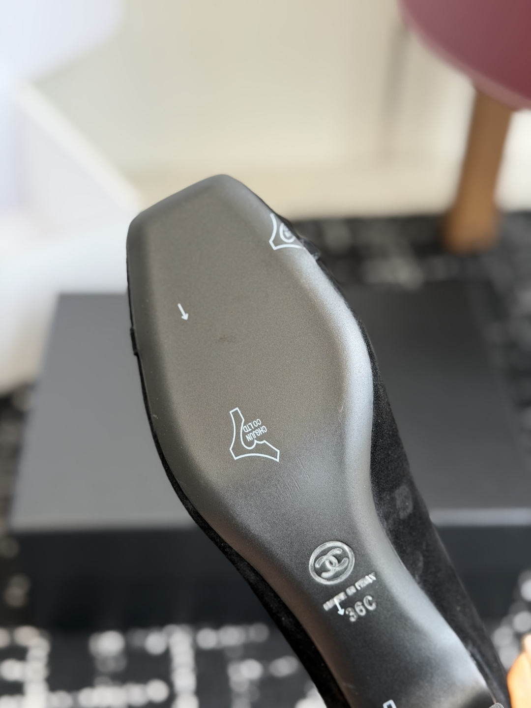 代购级CHANEL小香 26ss 秋季新款 方圆头大金扣高跟鞋 复古法式优雅感，高级感十足 香奶奶大金扣