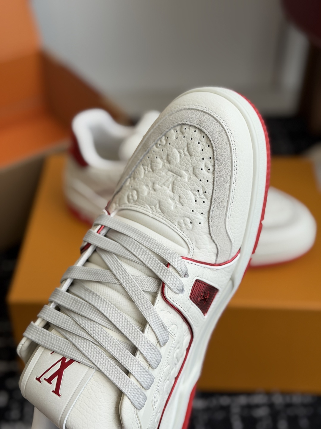 代购级（官网同步✈️盒包装）Louis Vuitton 26ss 驴家的爆款！trainer板鞋，每个人