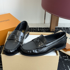 代购级Louis Vuitto 路易威登LV驴牌 26ss 春夏季新款 乐福鞋乐福鞋Archlight 代购级Louis Vuitto 路易威登LV驴牌 26ss 春夏季新款 乐福鞋乐福鞋Archlight