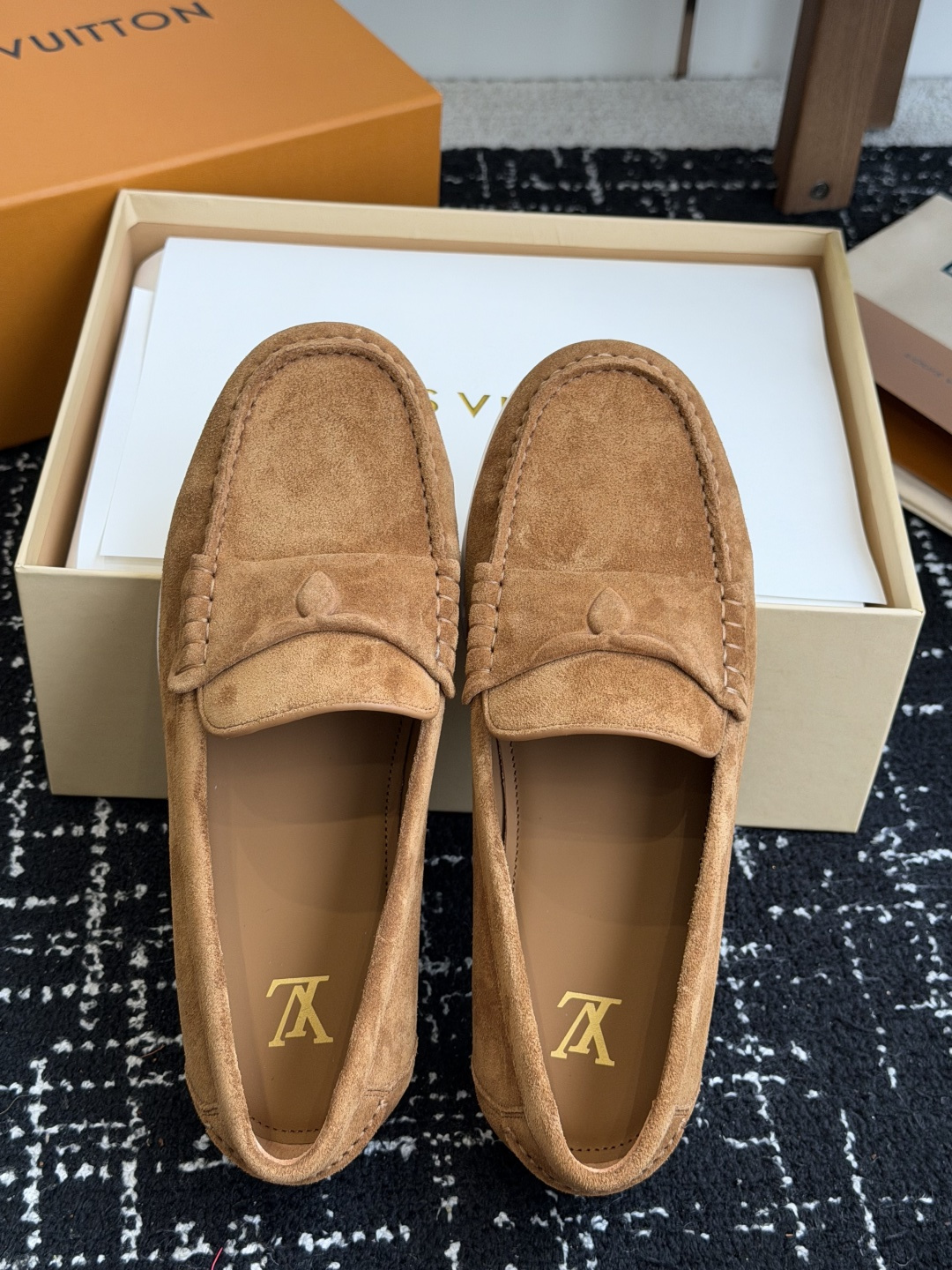 代购级Louis  Vuitto 路易威登LV驴牌 26ss 春夏季新款 乐福鞋乐福鞋Archlight