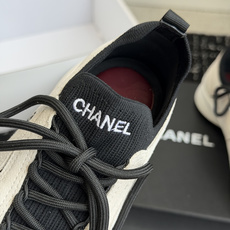 代购级Chanel26ss夏季新款复古休闲运动鞋自带慵懒贵气氛围感的双C运动鞋系列,利落的低帮鞋型搭配经 代购级Chanel26ss夏季新款复古休闲运动鞋自带慵懒贵气氛围感的双C运动鞋系列,利落的低帮鞋型搭配经