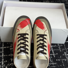 代购级 Maison Margiela26ss夏季新款泼墨涂鸦系列帆布鞋自带先锋艺术氛围感的马吉拉泼墨涂 代购级 Maison Margiela26ss夏季新款泼墨涂鸦系列帆布鞋自带先锋艺术氛围感的马吉拉泼墨涂