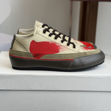 代购级 Maison Margiela26ss夏季新款泼墨涂鸦系列帆布鞋自带先锋艺术氛围感的马吉拉泼墨涂 代购级 Maison Margiela26ss夏季新款泼墨涂鸦系列帆布鞋自带先锋艺术氛围感的马吉拉泼墨涂