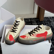 代购级 Maison Margiela26ss夏季新款泼墨涂鸦系列帆布鞋自带先锋艺术氛围感的马吉拉泼墨涂 代购级 Maison Margiela26ss夏季新款泼墨涂鸦系列帆布鞋自带先锋艺术氛围感的马吉拉泼墨涂