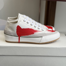 代购级 Maison Margiela26ss夏季新款泼墨涂鸦系列帆布鞋自带先锋艺术氛围感的马吉拉泼墨涂 代购级 Maison Margiela26ss夏季新款泼墨涂鸦系列帆布鞋自带先锋艺术氛围感的马吉拉泼墨涂