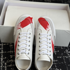 代购级 Maison Margiela26ss夏季新款泼墨涂鸦系列帆布鞋自带先锋艺术氛围感的马吉拉泼墨涂 代购级 Maison Margiela26ss夏季新款泼墨涂鸦系列帆布鞋自带先锋艺术氛围感的马吉拉泼墨涂