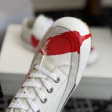 代购级 Maison Margiela26ss夏季新款泼墨涂鸦系列帆布鞋自带先锋艺术氛围感的马吉拉泼墨涂 代购级 Maison Margiela26ss夏季新款泼墨涂鸦系列帆布鞋自带先锋艺术氛围感的马吉拉泼墨涂