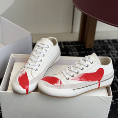 代购级 Maison Margiela26ss夏季新款泼墨涂鸦系列帆布鞋自带先锋艺术氛围感的马吉拉泼墨涂 代购级 Maison Margiela26ss夏季新款泼墨涂鸦系列帆布鞋自带先锋艺术氛围感的马吉拉泼墨涂