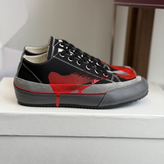 代购级 Maison Margiela26ss夏季新款泼墨涂鸦系列帆布鞋自带先锋艺术氛围感的马吉拉泼墨涂 代购级 Maison Margiela26ss夏季新款泼墨涂鸦系列帆布鞋自带先锋艺术氛围感的马吉拉泼墨涂