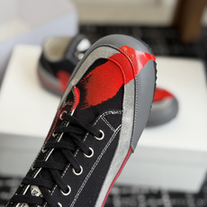 代购级 Maison Margiela26ss夏季新款泼墨涂鸦系列帆布鞋自带先锋艺术氛围感的马吉拉泼墨涂 代购级 Maison Margiela26ss夏季新款泼墨涂鸦系列帆布鞋自带先锋艺术氛围感的马吉拉泼墨涂