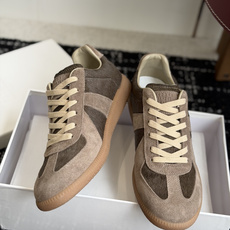 代购级MaisonMargiela MM6 马吉拉 26新色 情侣款 德训鞋 休闲 运动鞋原版购入开发 代购级MaisonMargiela MM6 马吉拉 26新色 情侣款 德训鞋 休闲 运动鞋原版购入开发