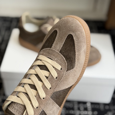 代购级MaisonMargiela MM6 马吉拉 26新色 情侣款 德训鞋 休闲 运动鞋原版购入开发 代购级MaisonMargiela MM6 马吉拉 26新色 情侣款 德训鞋 休闲 运动鞋原版购入开发
