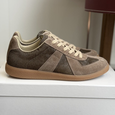 代购级MaisonMargiela MM6 马吉拉 26新色 情侣款 德训鞋 休闲 运动鞋原版购入开发 代购级MaisonMargiela MM6 马吉拉 26新色 情侣款 德训鞋 休闲 运动鞋原版购入开发
