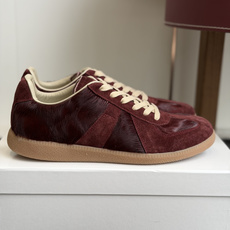 代购级MaisonMargiela MM6 马吉拉 26新色 情侣款 德训鞋 休闲 运动鞋原版购入开发 代购级MaisonMargiela MM6 马吉拉 26新色 情侣款 德训鞋 休闲 运动鞋原版购入开发