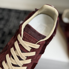 代购级MaisonMargiela MM6 马吉拉 26新色 情侣款 德训鞋 休闲 运动鞋原版购入开发 代购级MaisonMargiela MM6 马吉拉 26新色 情侣款 德训鞋 休闲 运动鞋原版购入开发