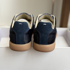 代购级MaisonMargiela MM6 马吉拉 26新色 情侣款 德训鞋 休闲 运动鞋原版购入开发 代购级MaisonMargiela MM6 马吉拉 26新色 情侣款 德训鞋 休闲 运动鞋原版购入开发
