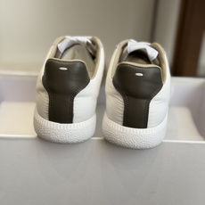 代购级MaisonMargiela MM6 马吉拉 26新色 情侣款 德训鞋 休闲 运动鞋原版购入开发 代购级MaisonMargiela MM6 马吉拉 26新色 情侣款 德训鞋 休闲 运动鞋原版购入开发