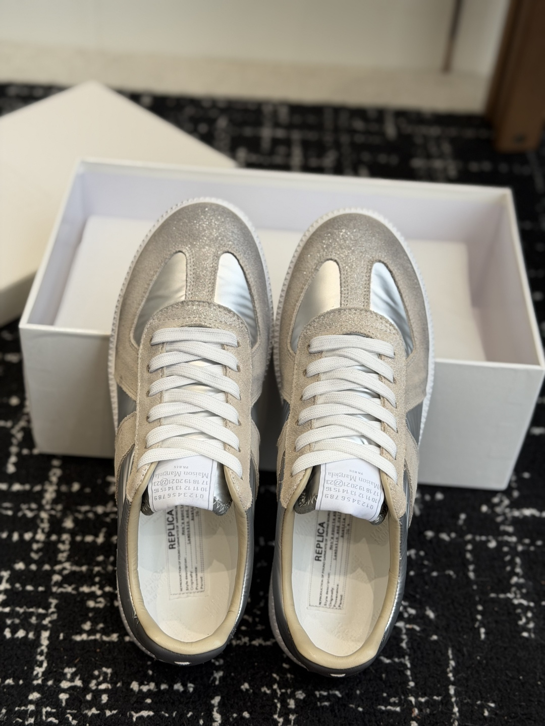代购级MaisonMargiela MM6 马吉拉 26新色 情侣款  德训鞋 休闲 运动鞋原版购入开发