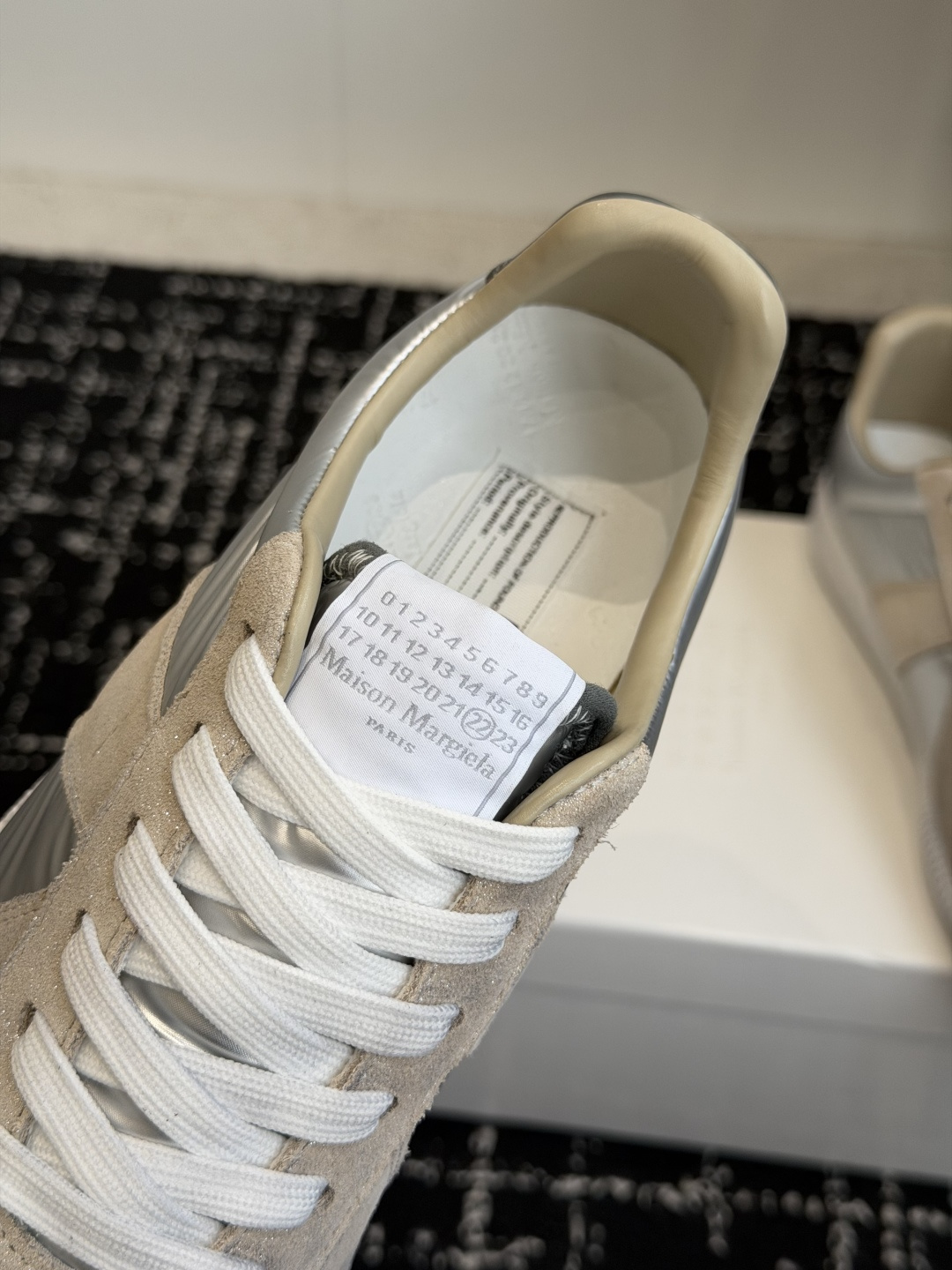 代购级MaisonMargiela MM6 马吉拉 26新色 情侣款  德训鞋 休闲 运动鞋原版购入开发