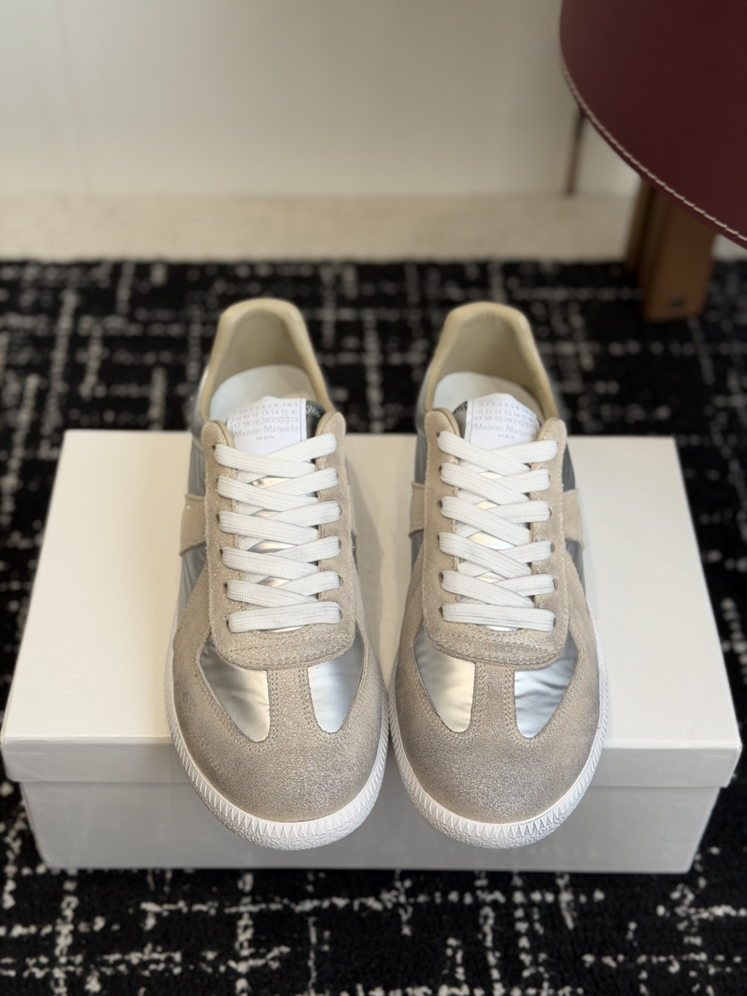 代购级MaisonMargiela MM6 马吉拉 26新色 情侣款  德训鞋 休闲 运动鞋原版购入开发