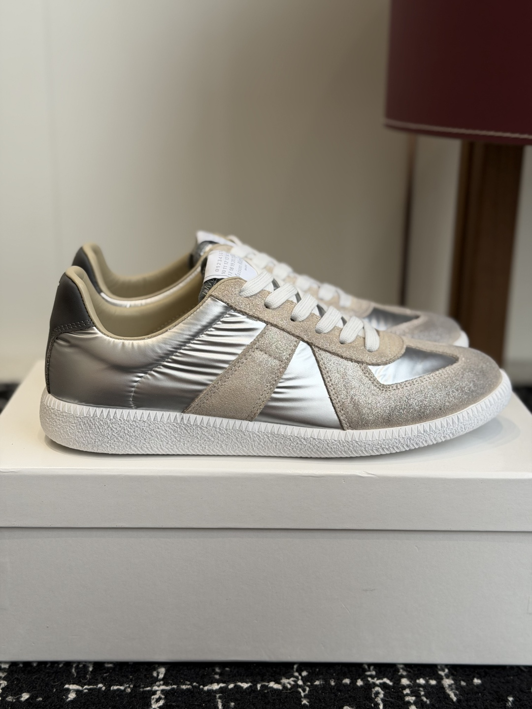 代购级MaisonMargiela MM6 马吉拉 26新色 情侣款  德训鞋 休闲 运动鞋原版购入开发