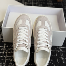 代购级MaisonMargiela MM6 马吉拉 26新色 情侣款 德训鞋 休闲 运动鞋原版购入开发 代购级MaisonMargiela MM6 马吉拉 26新色 情侣款 德训鞋 休闲 运动鞋原版购入开发