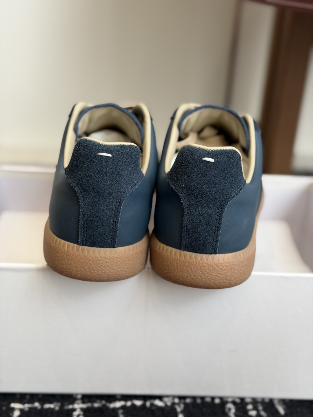 代购级MaisonMargiela MM6 马吉拉 26新色 情侣款  德训鞋 休闲 运动鞋原版购入开发